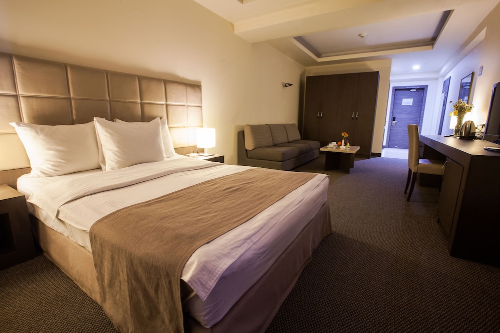 Deluxe Double or Twin Room, 1 Queen Bed, Non Smoking