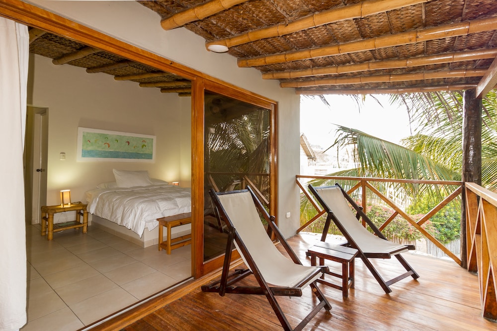 Standard Double Room, 1 Queen Bed, Terrace, Garden View photo 2