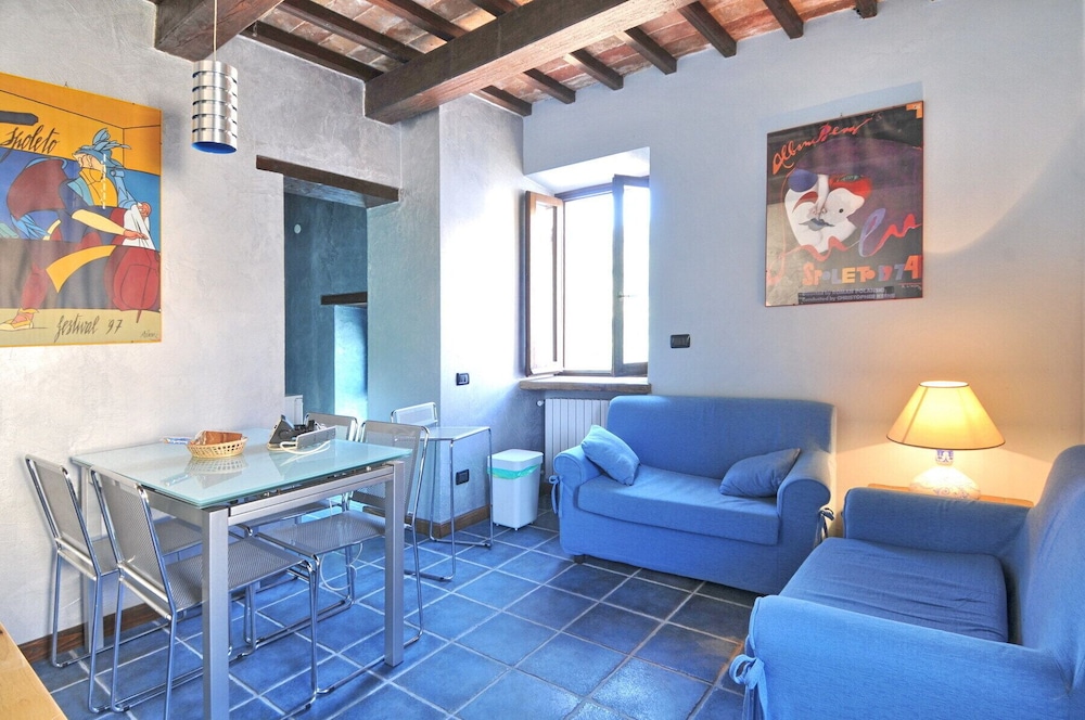 Premium Apartment, Balcony, Hill View photo 3