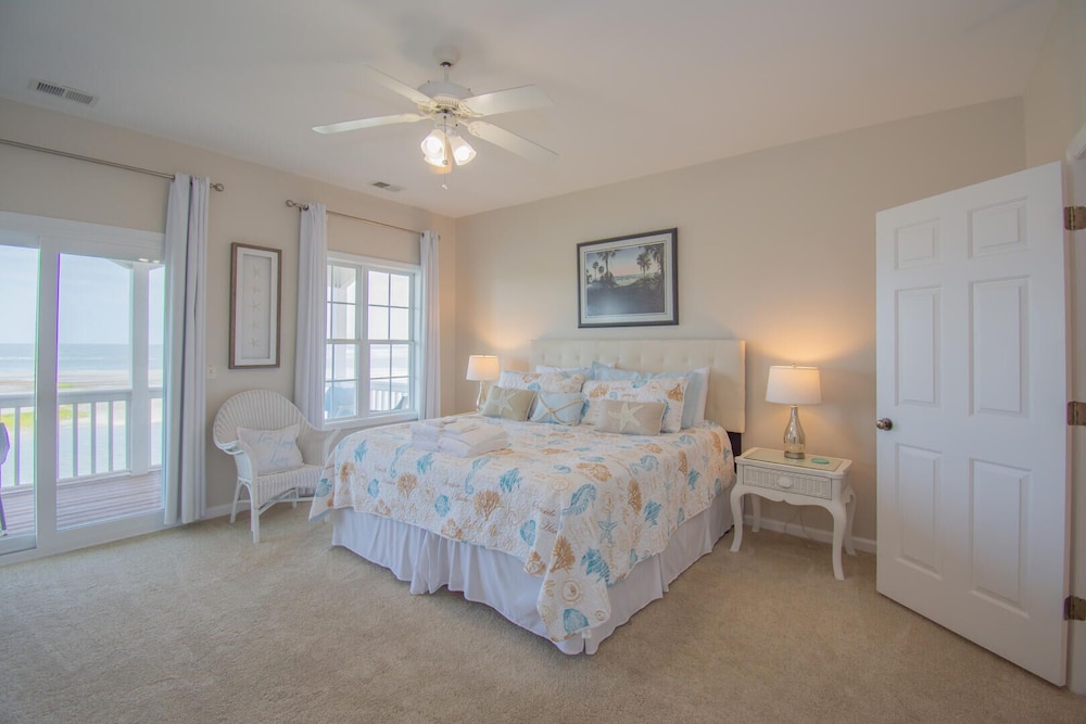 House, Multiple Beds, Balcony, Ocean View photo 1