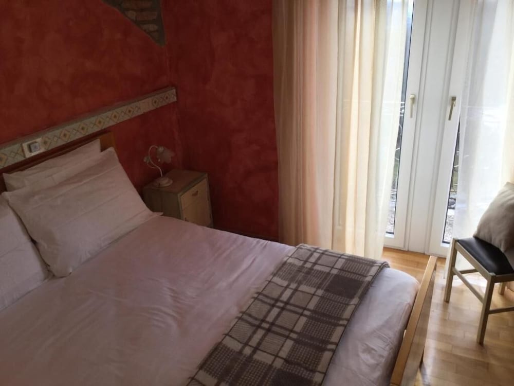 Double Room, Balcony, Mountain View