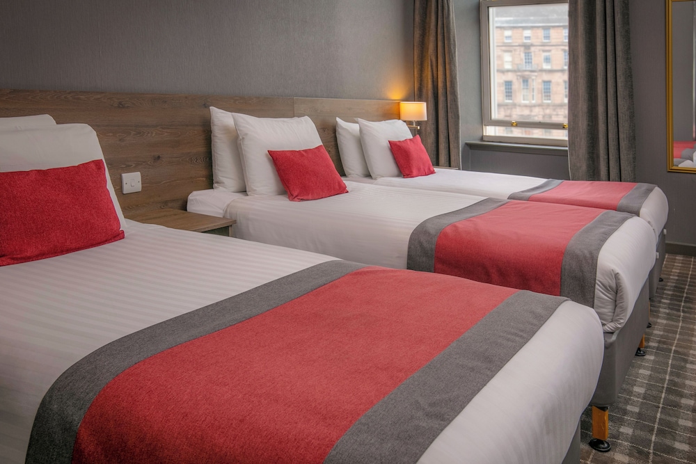 Standard Room, 3 Twin Beds, Non Smoking photo 1