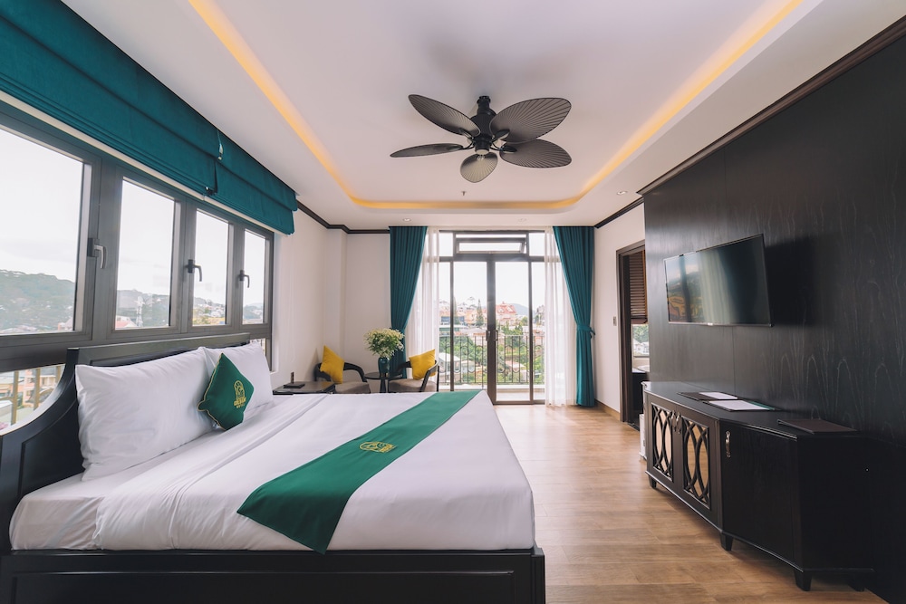 Premium Double Room - Photo 7