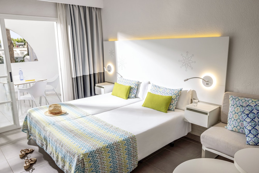 Standard Double Room - Photo 1