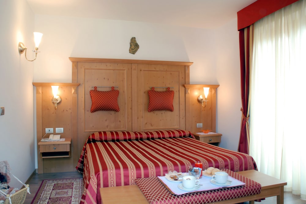 Standard Double Room photo 2