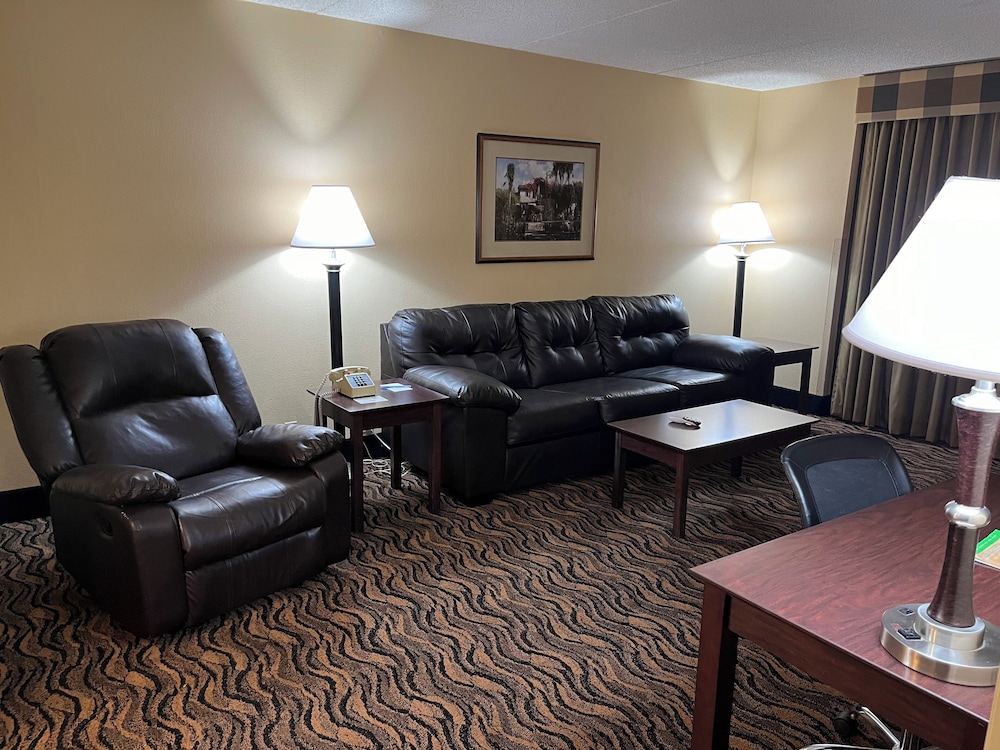 Parlor Suite Double Beds (FULL SIZE) photo 1