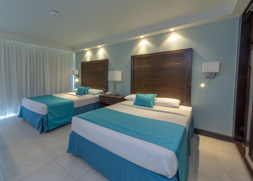 Superior Room, 2 Double Beds, Garden View photo 1