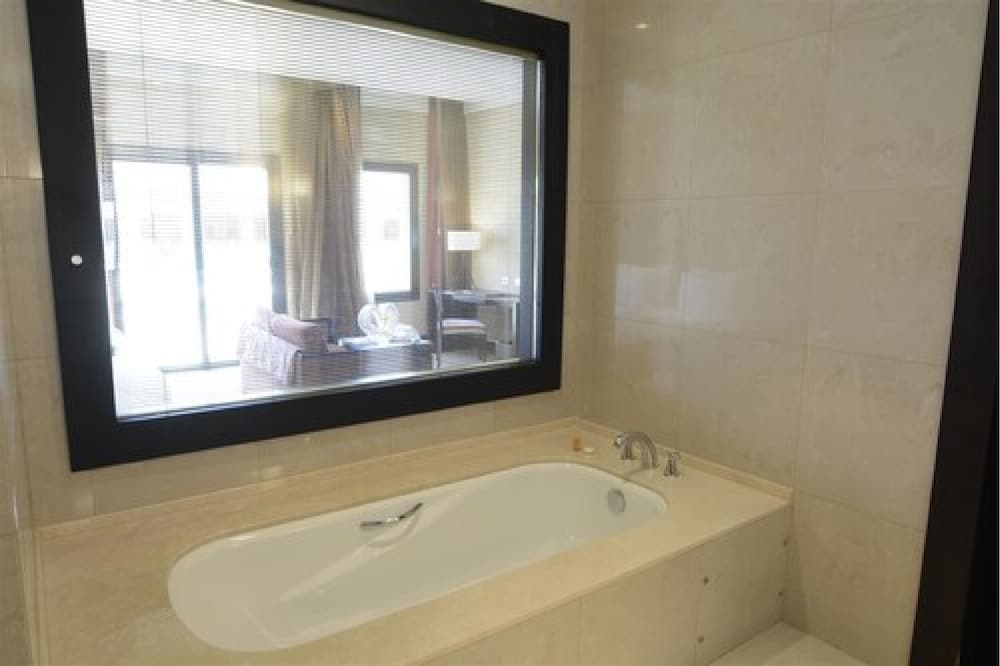 Superior Double Room, 2 Double Beds, Pool View, Poolside photo 3
