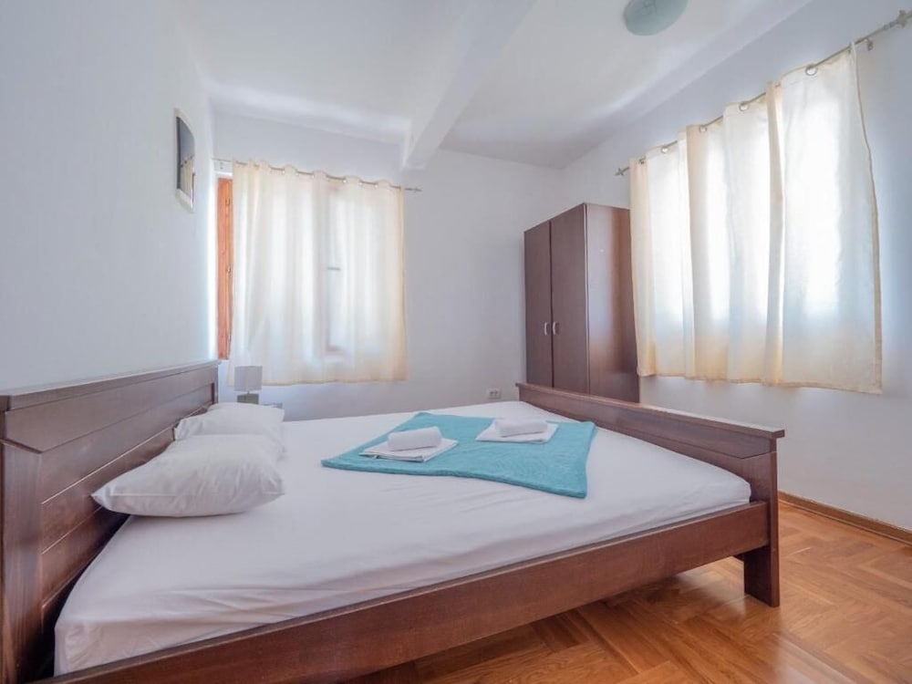 Standard Apartment photo 1