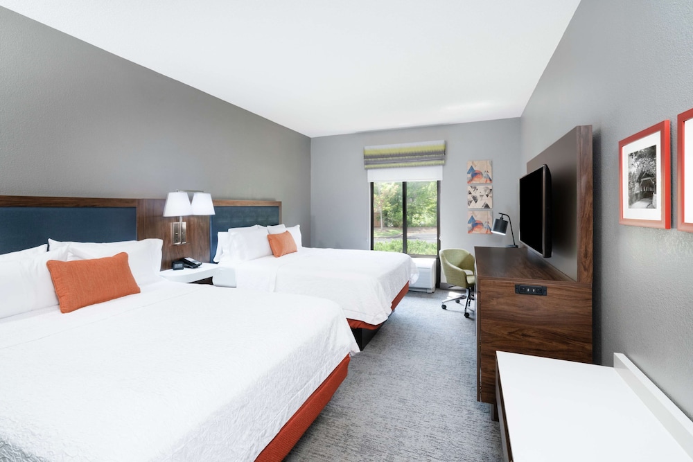 Room, 2 Queen Beds, Accessible, Non Smoking photo 1
