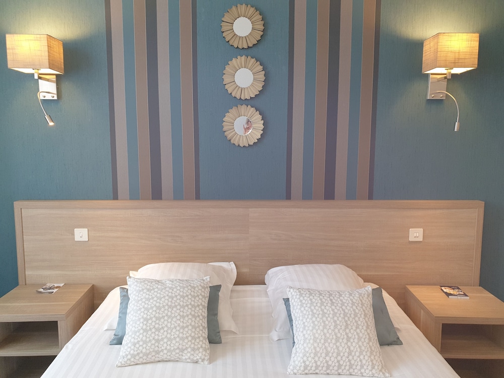 Superior Room - Photo 10