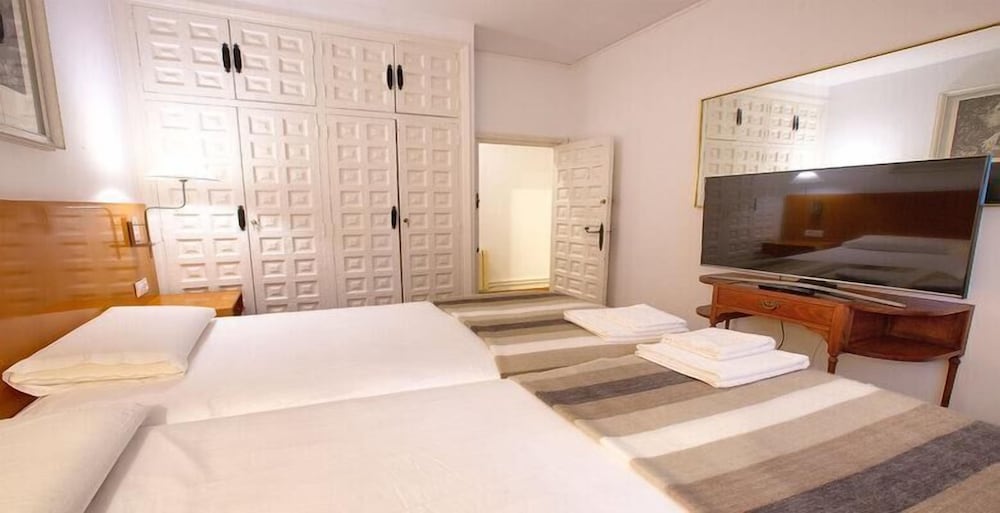 Standard Quadruple Room, Garden View