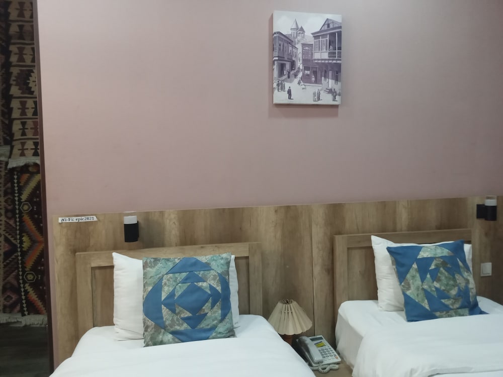 Standard Twin Room photo 3