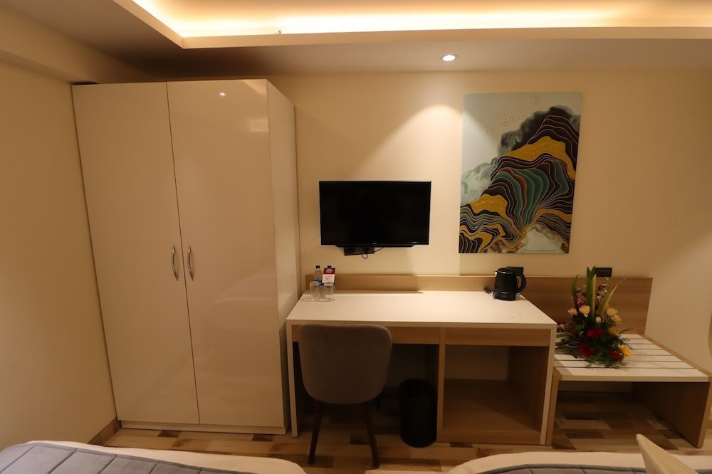 Superior Double or Twin Room photo 2