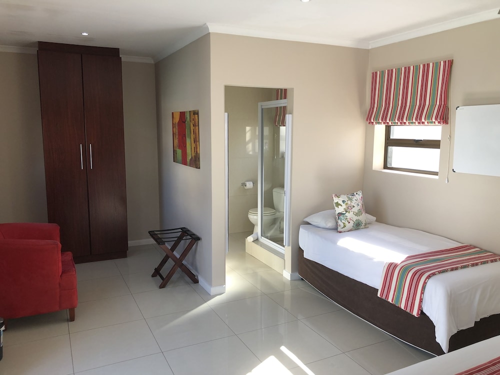 Luxury Room - Photo 20