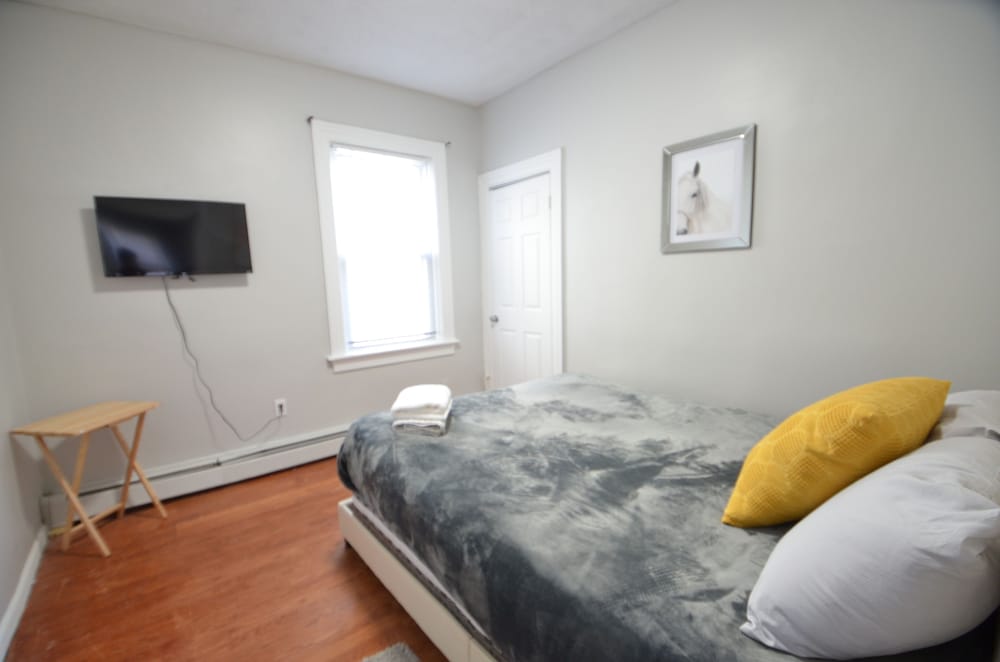Basic Apartment, 3 Bedrooms photo 3