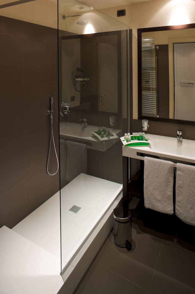 Classic Double Room - Photo 4