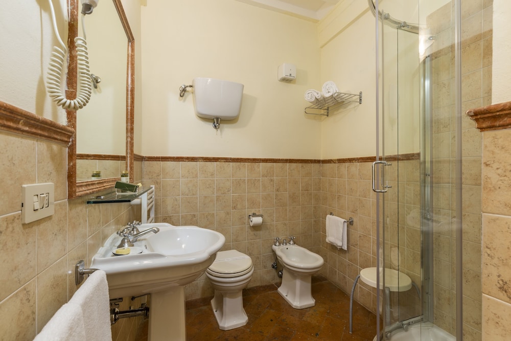 Panoramic Studio Suite, 1 Bedroom, Terrace, Valley View - Photo 11