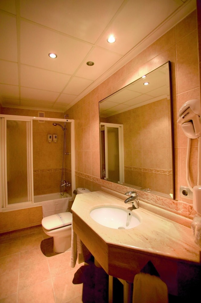 Double Room, Sea View - Photo 6