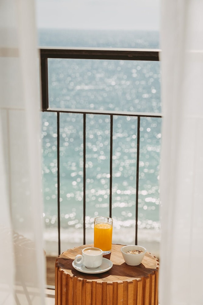 Deluxe Room, 2 Twin Beds, Sea View - Photo 3