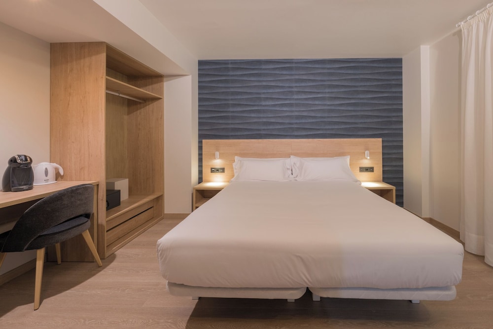 Superior Triple Room - Photo 5