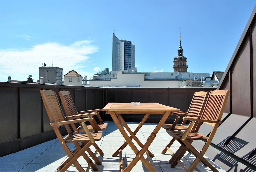 Exclusive Apartment (2BR) photo 2