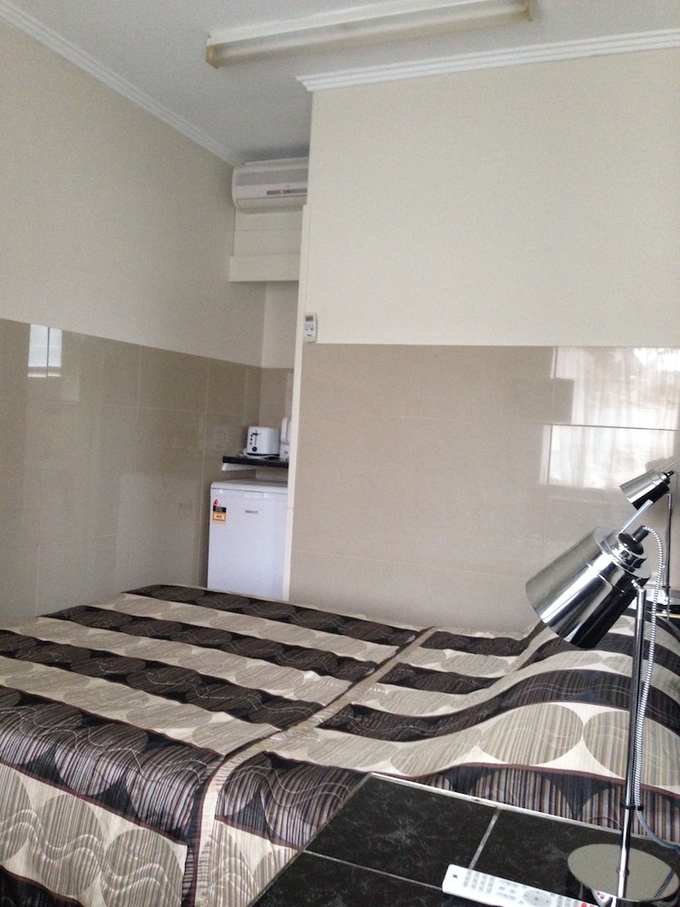 Economy Room, Non Smoking photo 2