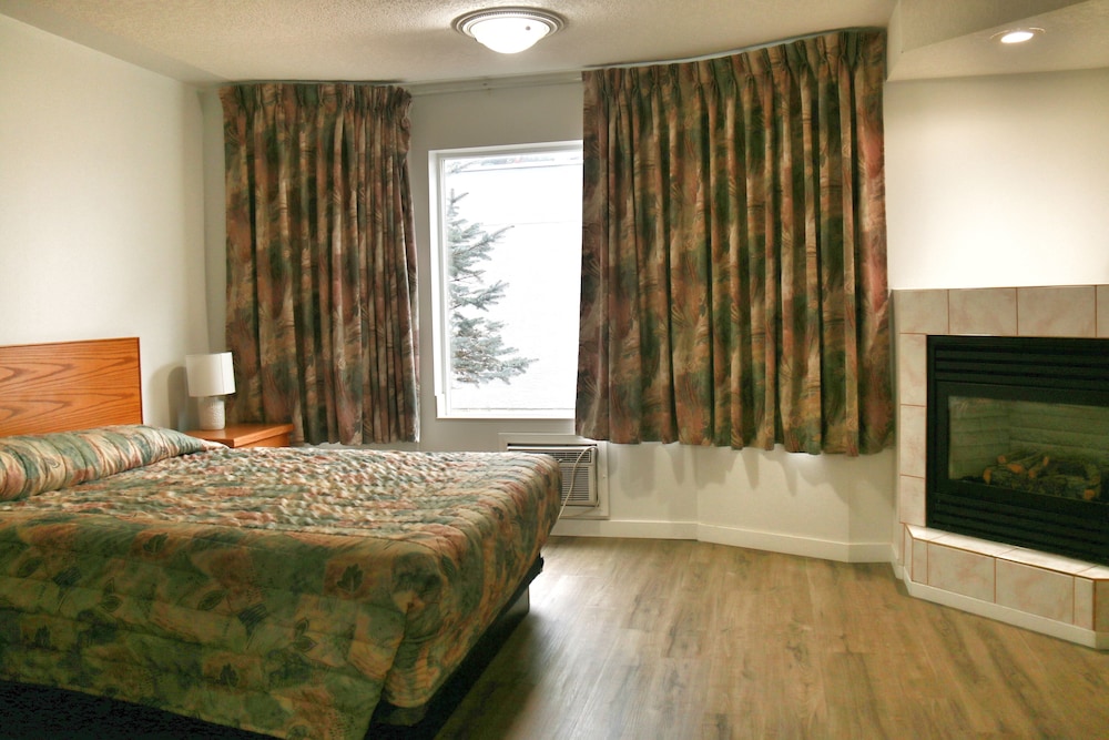 Standard Single Room, Mobility Accessible
