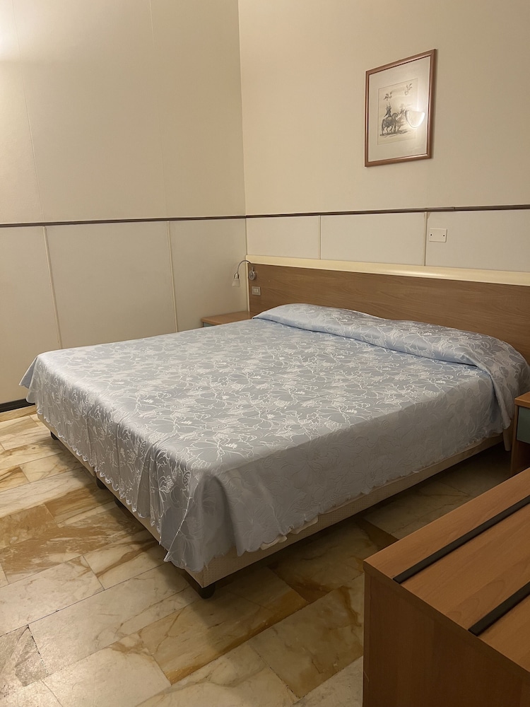 Economy Double or Twin Room