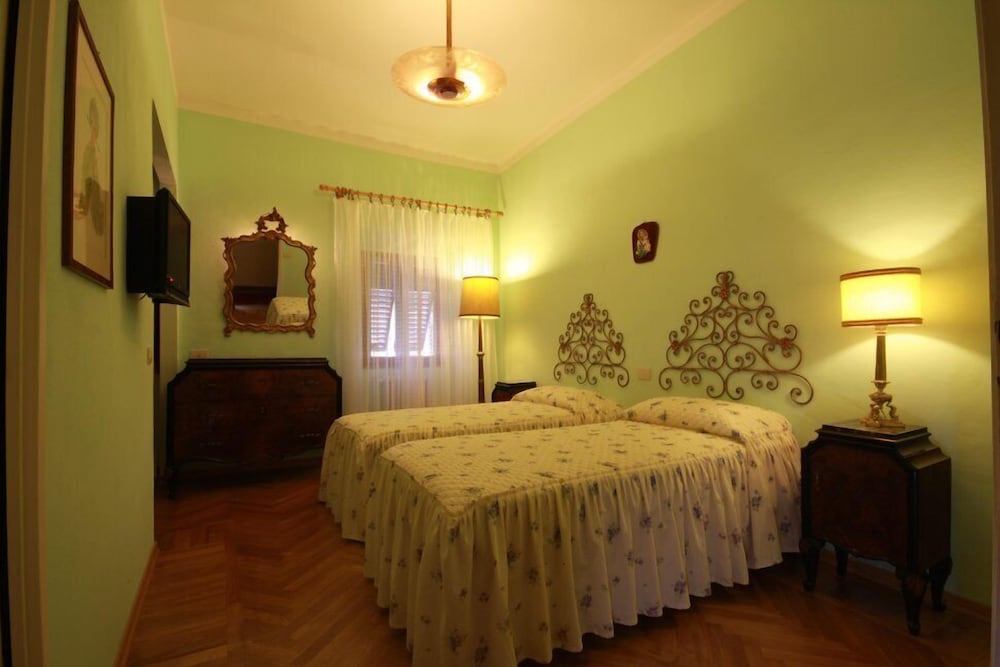 Twin Room, 2 Twin Beds - Photo 1