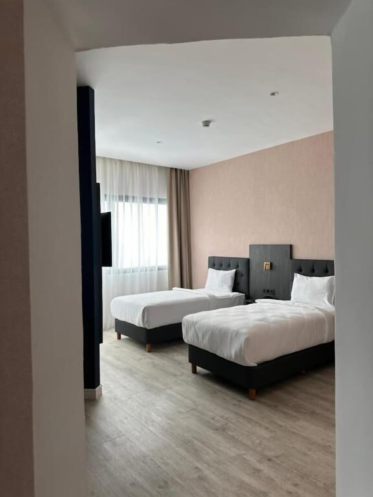 Family Suite photo 2