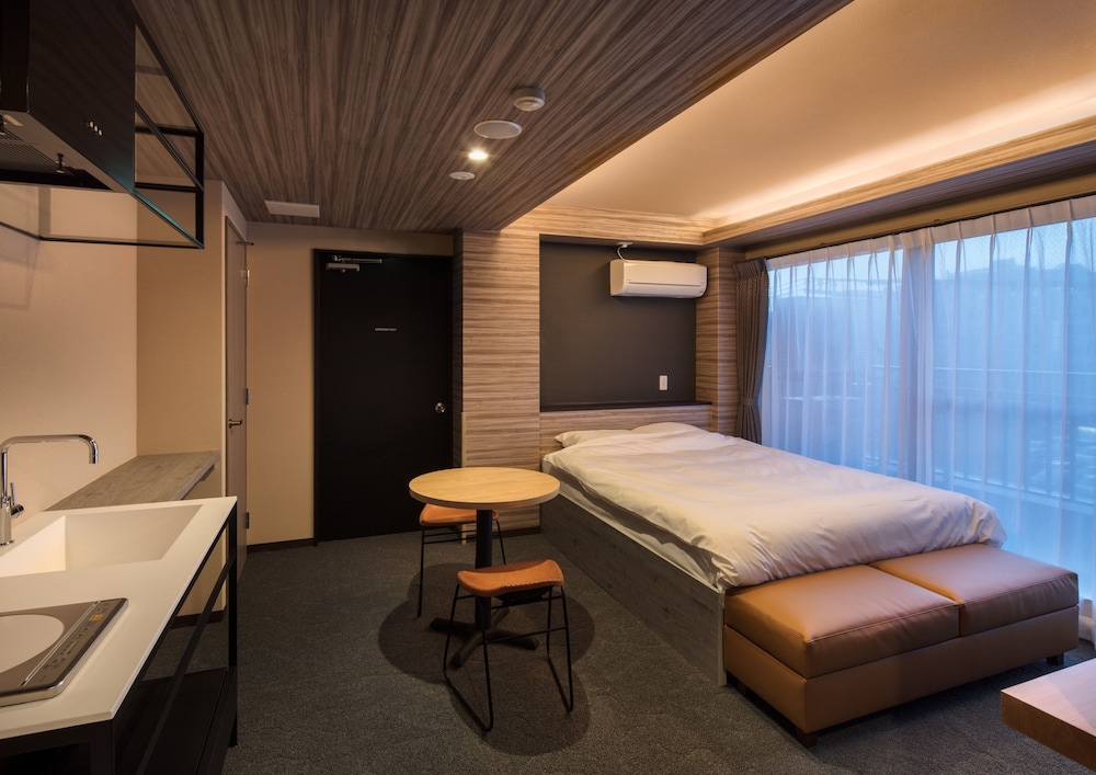 Suite Ensuite with Kitchen (2 Double Bed) photo 2