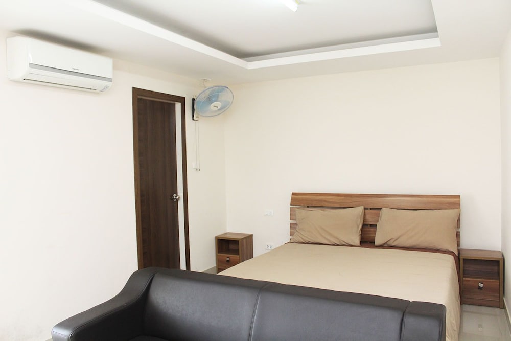 Standard Room photo 2