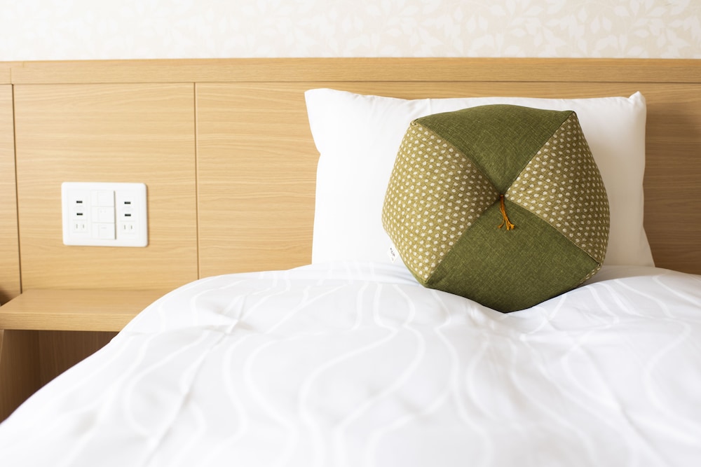 Twin Room, Non Smoking - Photo 2
