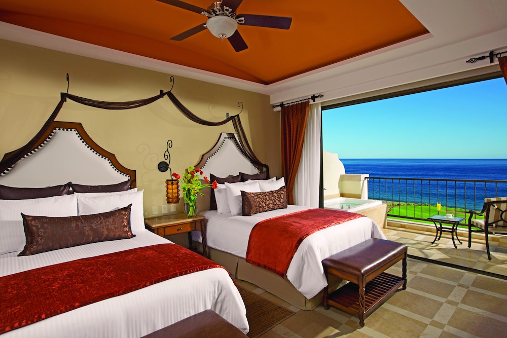 Preferred Club Junior Suite Ocean Front Double