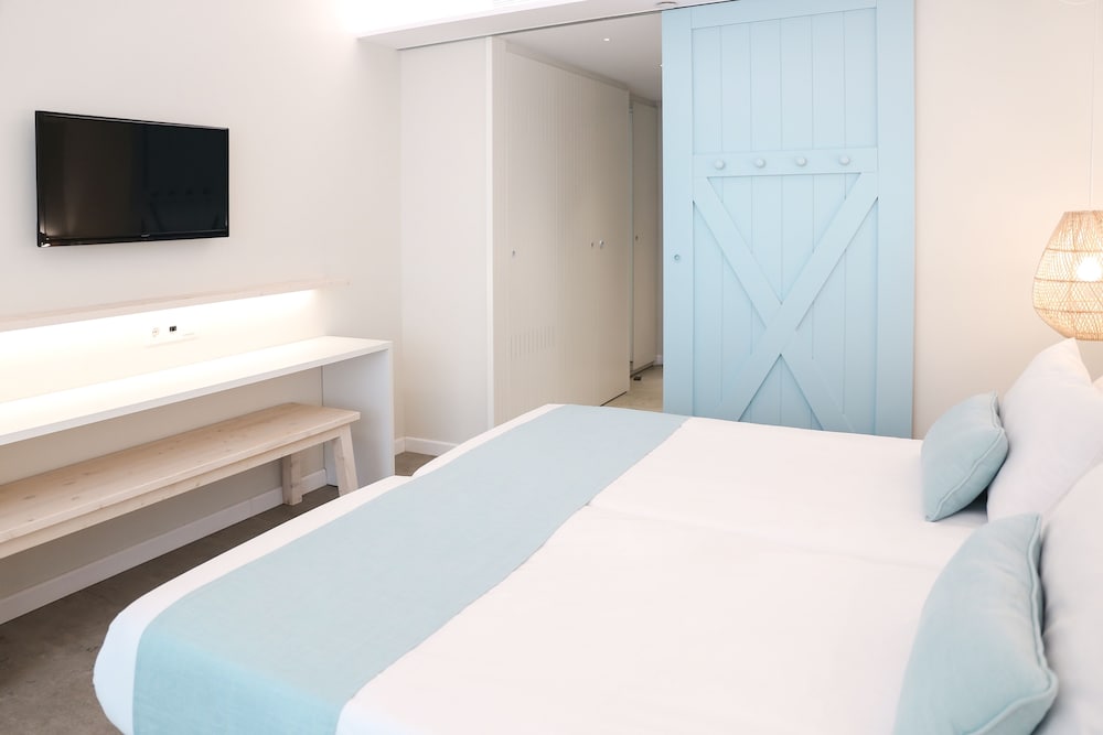 Standard Double Room - Photo 1