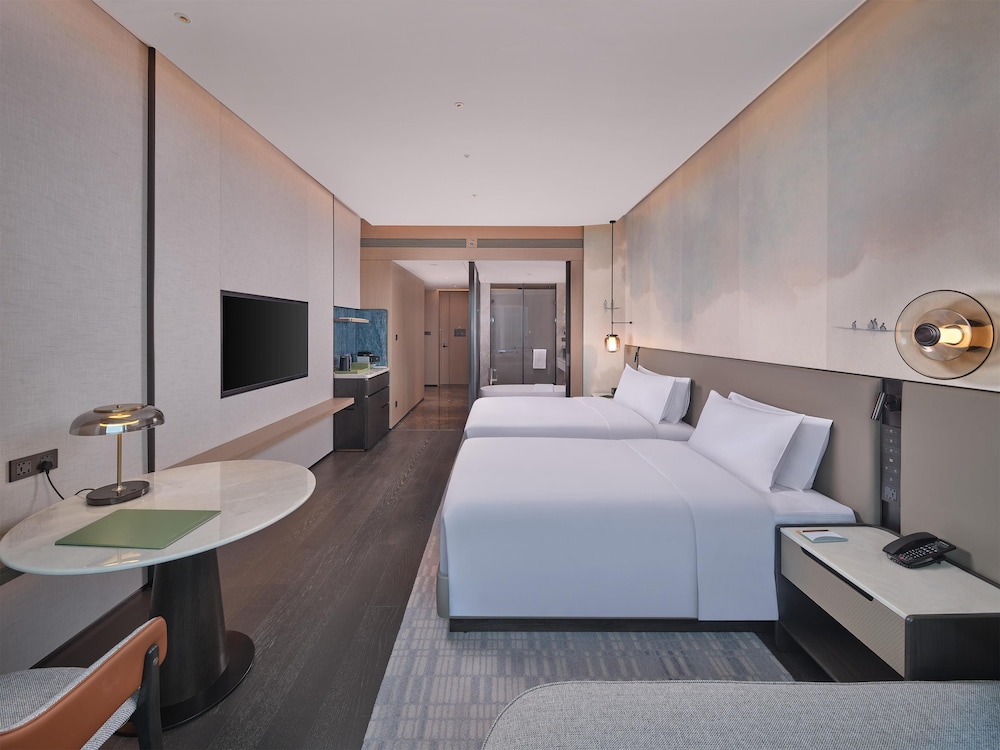 Executive Room, 2 Twin Beds, River View