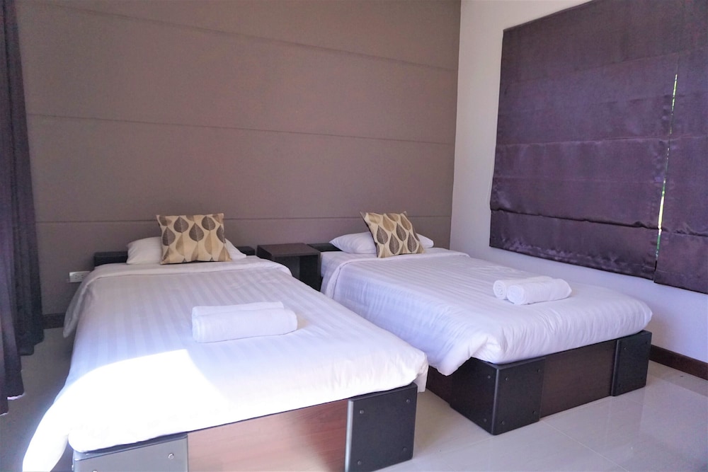 Standard Room, Garden View