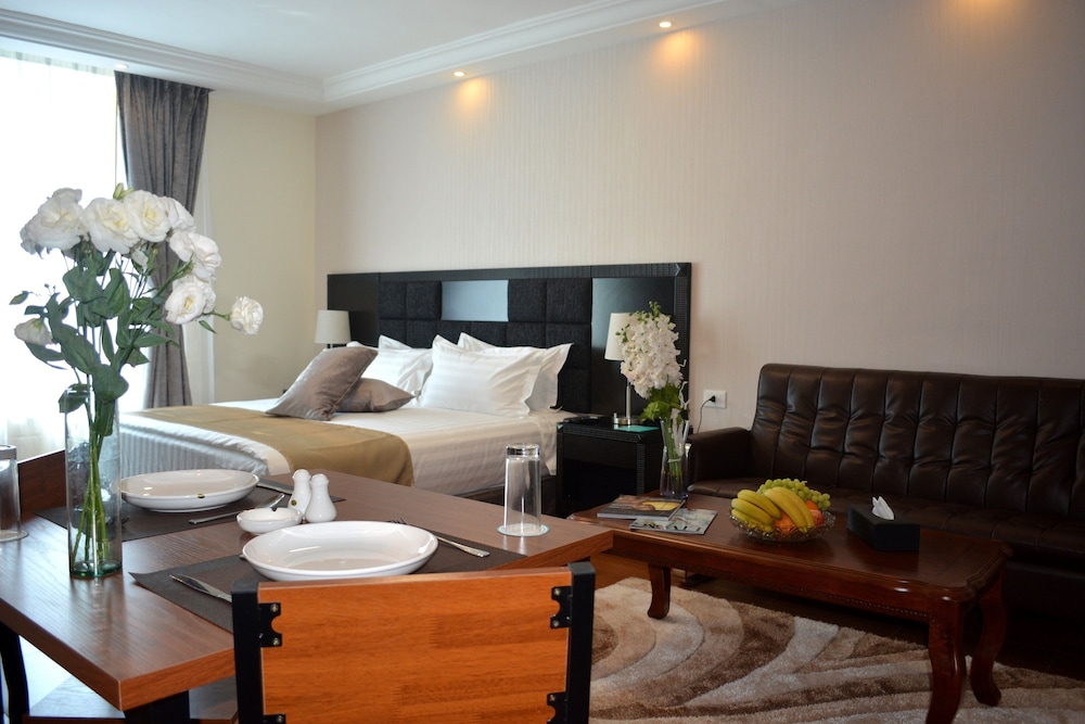 Studio, 1 King Bed