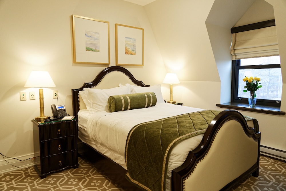 Executive Suite, 1 Queen Bed