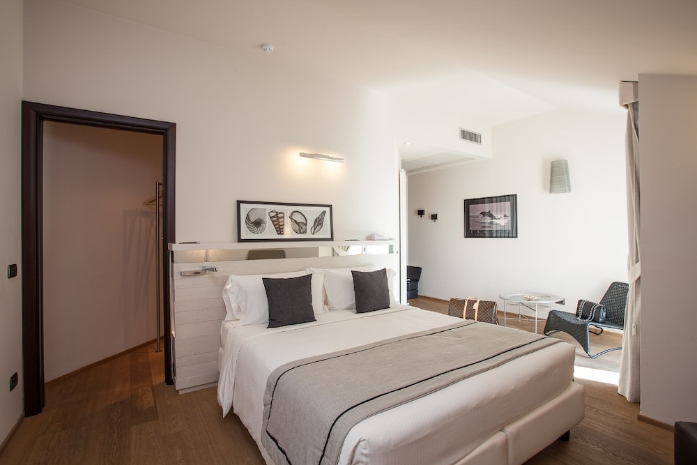 Studio Suite photo 3