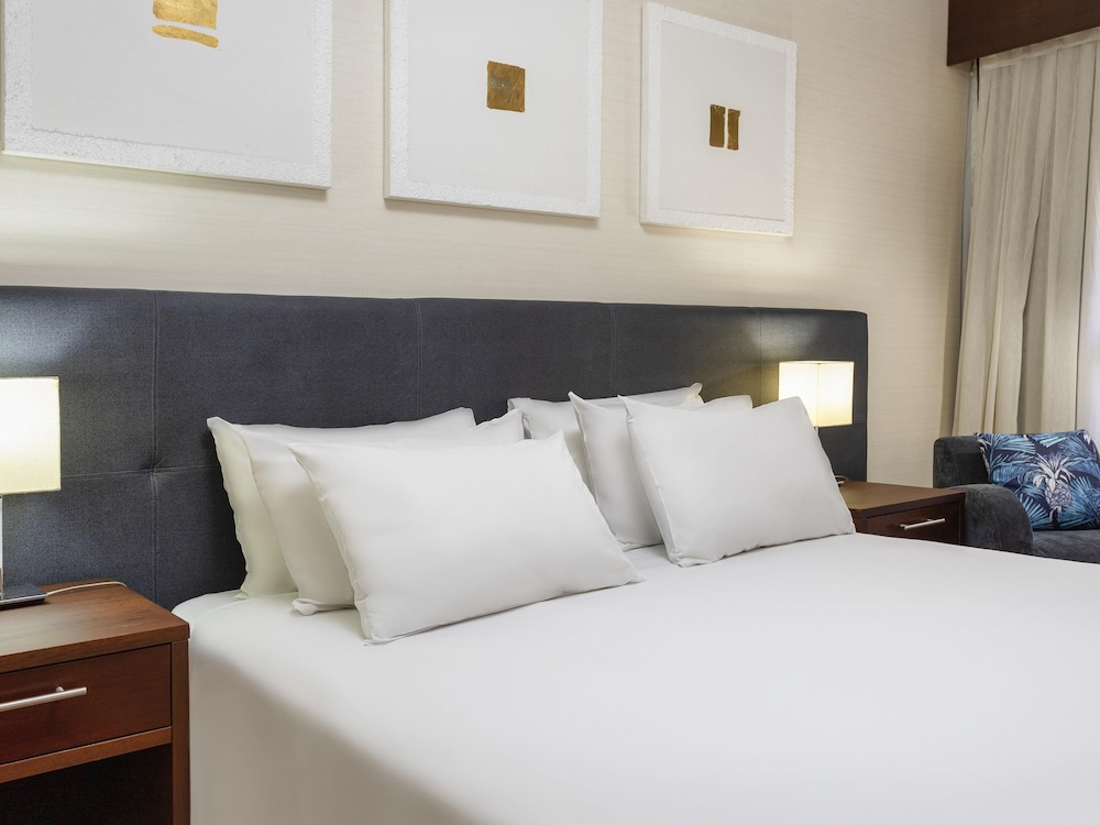 Executive Suite, 1 King Bed photo 3