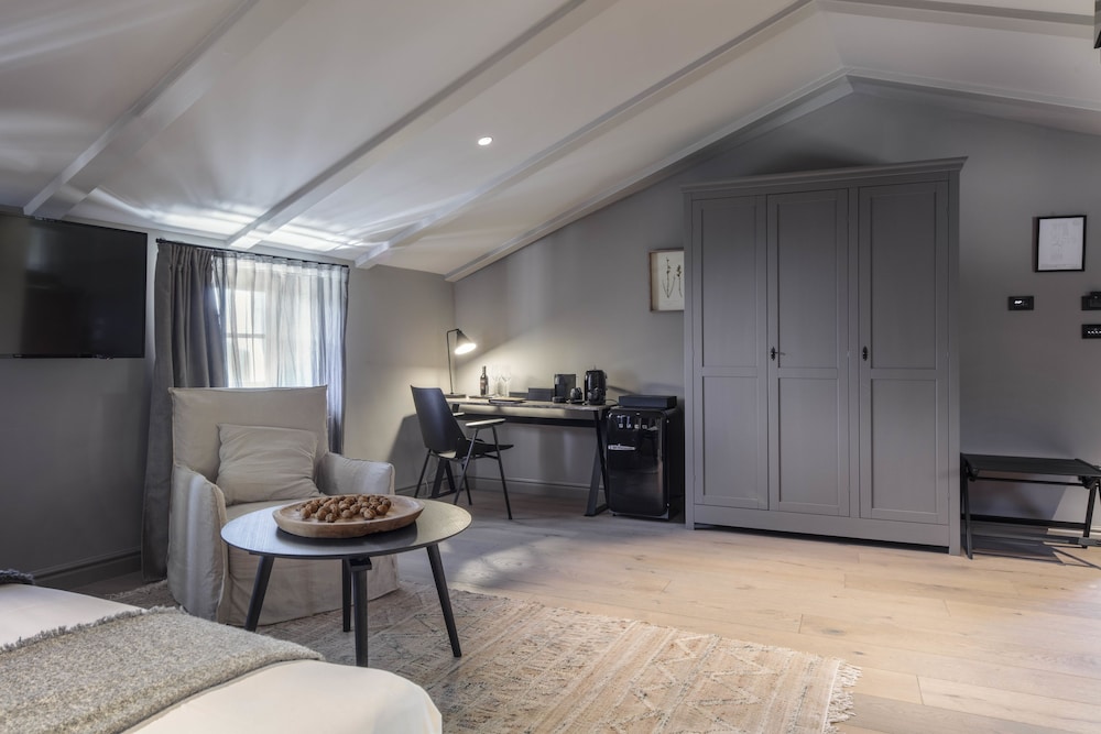 Superior Double Room, 1 King Bed photo 2
