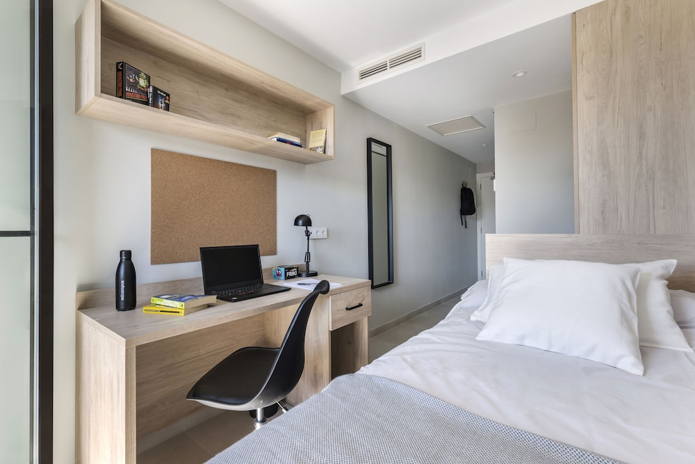 Basic Single Room photo 3