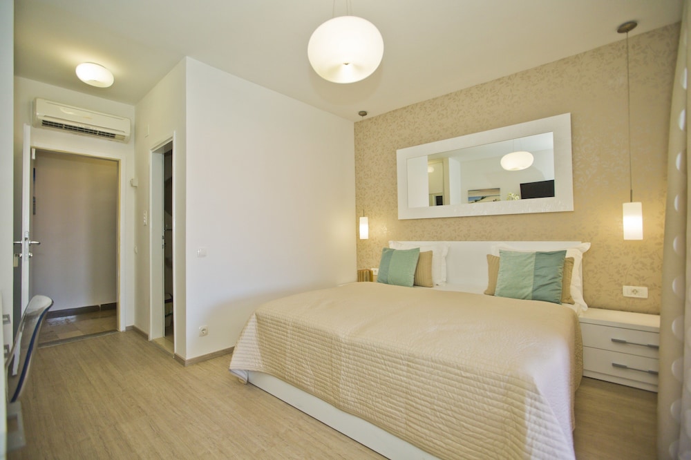 Comfort Apartment, 1 Bedroom, Terrace, City View - Photo 5