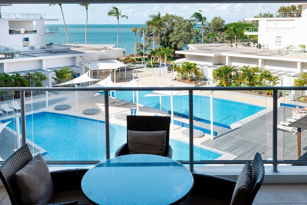 Apartment, 2 Bedrooms, Ocean View - Photo 5
