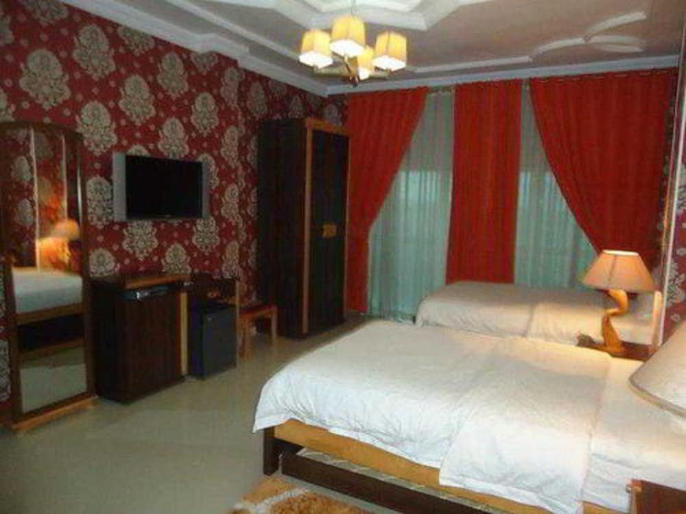 Standard Twin Room photo 1