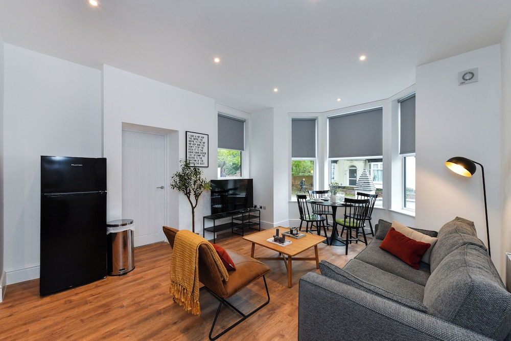 Apartment photo 1