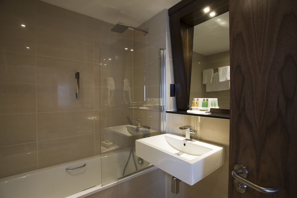Standard Triple Room - Photo 9