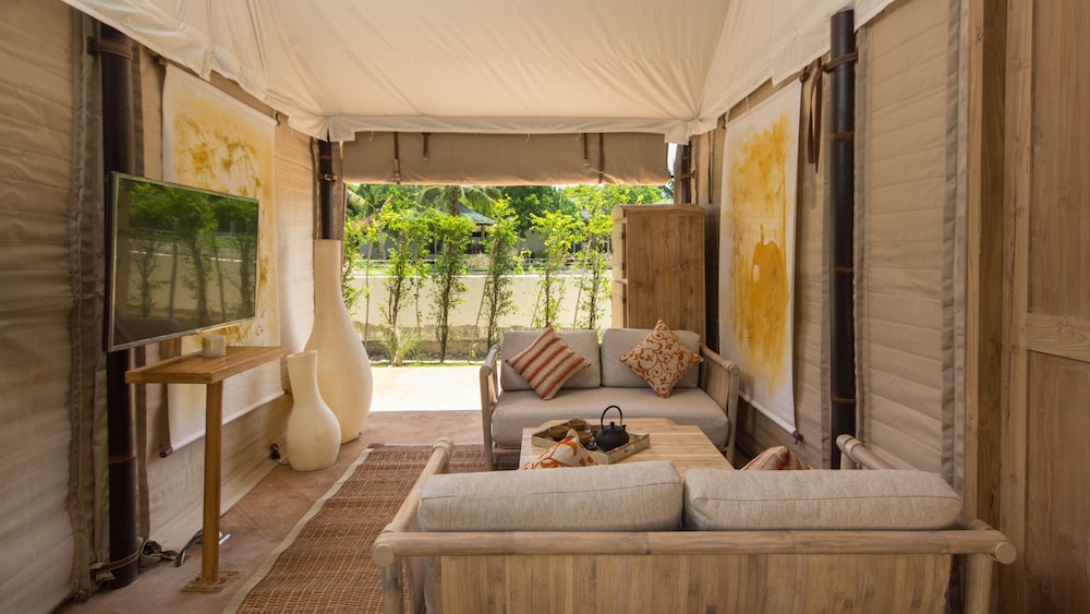 Luxury Tent (Deluxe Double Room) photo 1